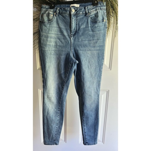 Anthropologie ELOQUII Denim super Hi-Rise blue Jeans Size 14S - Picture 1 of 15